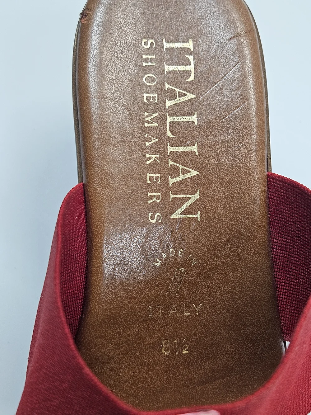Italian Shoemakers Red Wedge Sandals Patent T-Strap Elastic Slide Open Toe 8.5